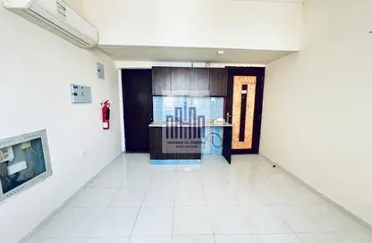 Apartment - Studio - 1 Bathroom for rent in Fire Station Road - Muwaileh - Sharjah