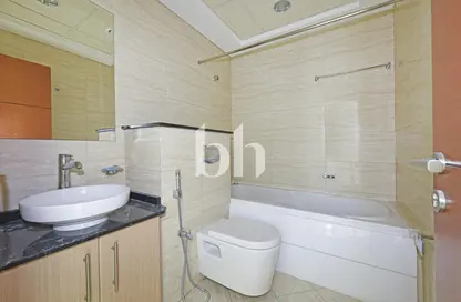 شقة - 2 غرف نوم - 3 حمامات للايجار في أوشن هايتس - دبي مارينا - دبي