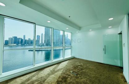 Office Space - Studio - 1 Bathroom for rent in Lake Central - Business Bay - Dubai