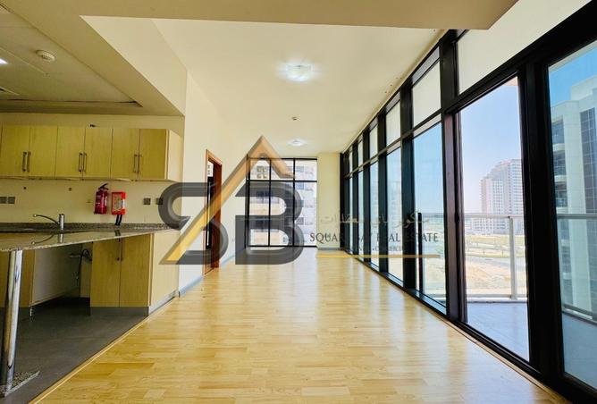 82822317 - Property Image 3