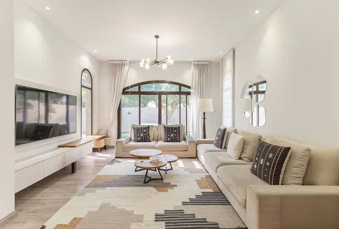 160084452 - Property Image 3