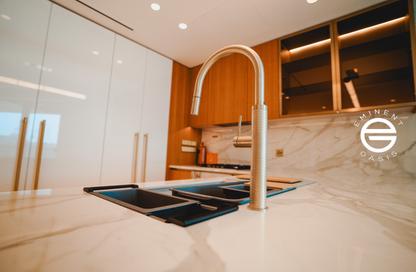 Apartment - 2 - 4 for sale in Ellington Beach House - The Crescent - Palm Jumeirah - Dubai