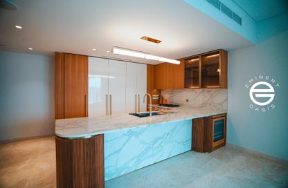 Apartment - 2 - 4 for sale in Ellington Beach House - The Crescent - Palm Jumeirah - Dubai