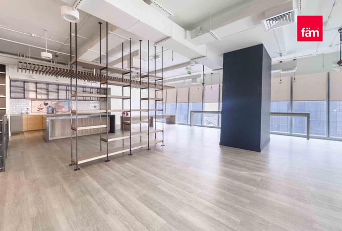 82383729 - Property Image 2