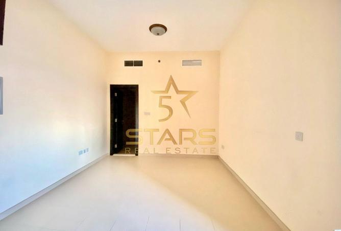 100824336 - Property Image 3