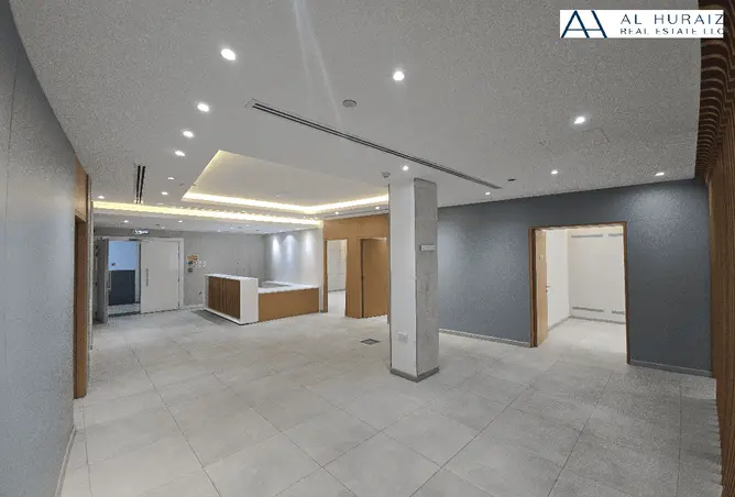 156004281 - Property Image 3