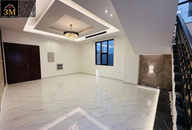 73842341 - Property Image 3