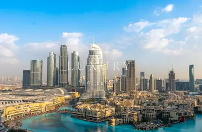 Apartment - 4 Bedrooms - 5 Bathrooms for rent in IL Primo - Opera District - Downtown Dubai - Dubai