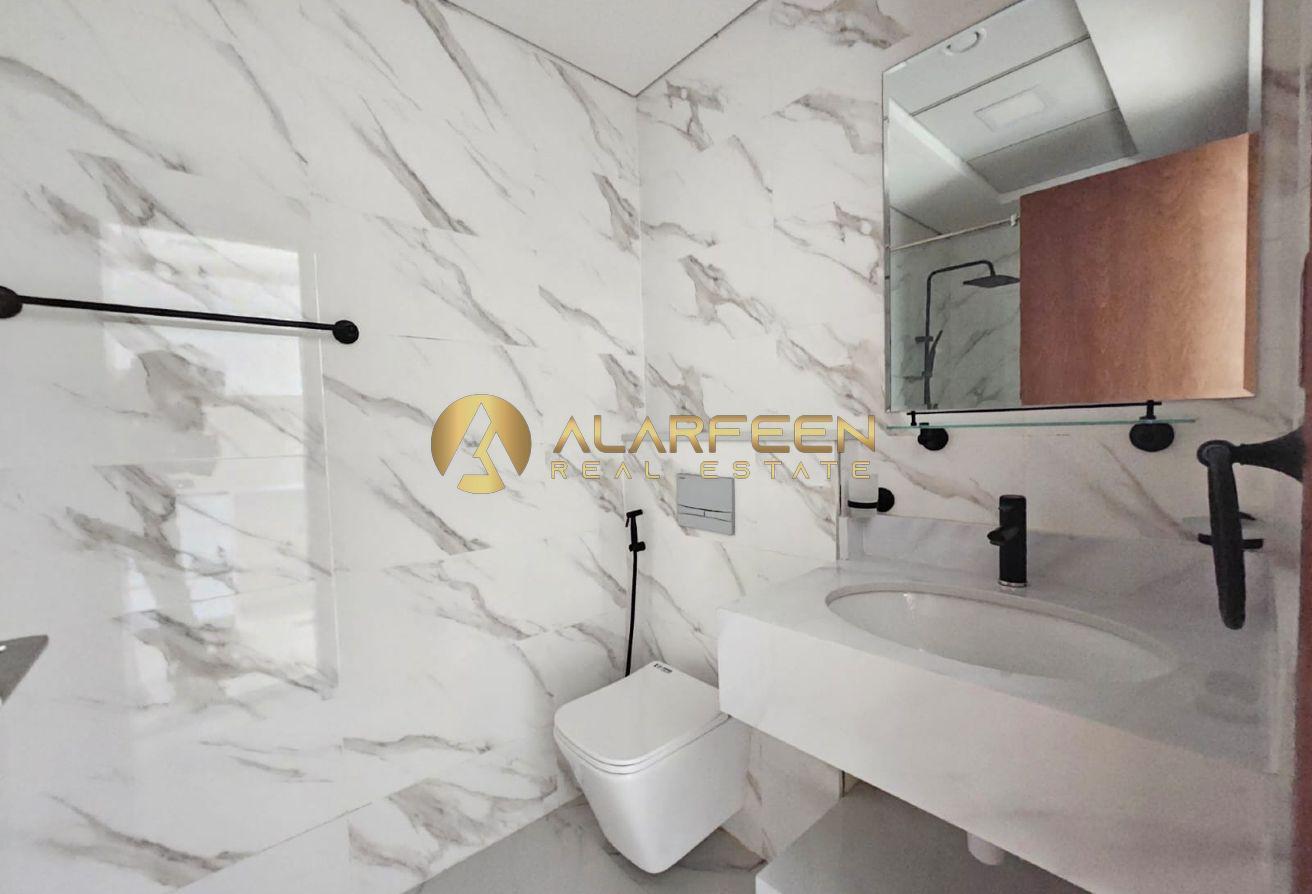 Modern Studio | Pantheon Elysee III | Pool & City photo 5