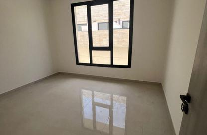 Apartment - 1 Bedroom - 1 Bathroom for rent in AlFalah - Muwaileh Commercial - Sharjah