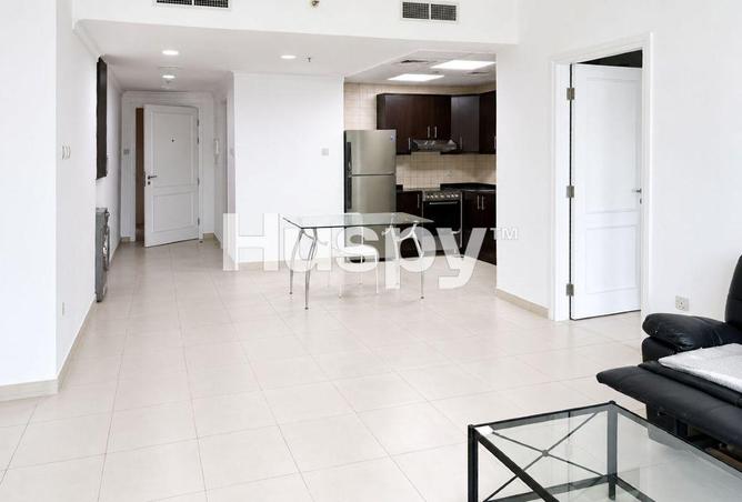 High Floor | Unfurnished | Vacant photo 3