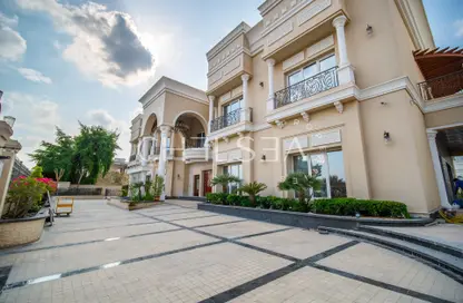 Villa for rent in Sector E - Emirates Hills - Dubai