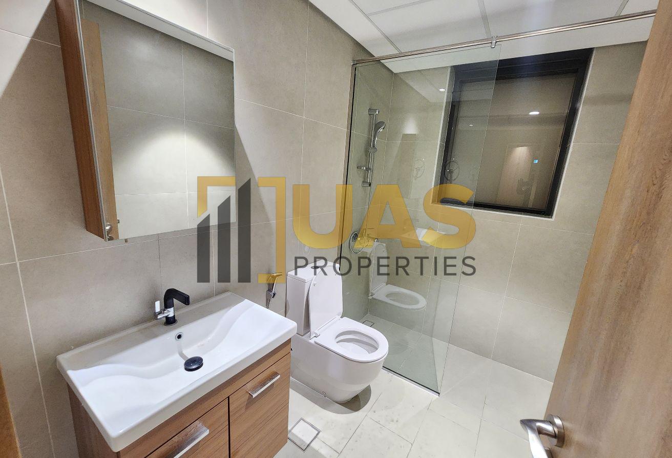 Luxury 1bhk big terrace+ One month free parking photo 7