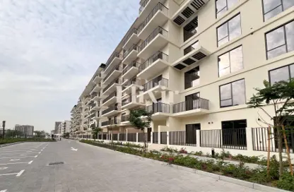 Apartment - 2 Bedrooms - 3 Bathrooms for rent in The Hamilton - Town Square - Dubai