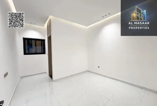 165592805 - Property Image 2