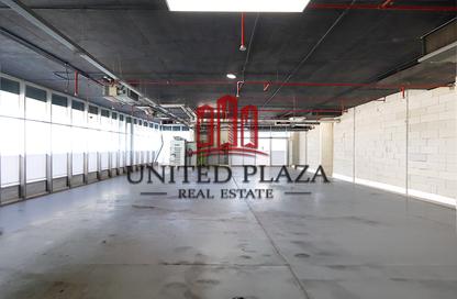 Show Room - Studio for rent in Abu Dhabi Business Hub - Mussafah - Abu Dhabi