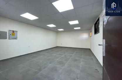 Warehouse - Studio for rent in Al Goze Building - Al Quoz 1 - Al Quoz - Dubai