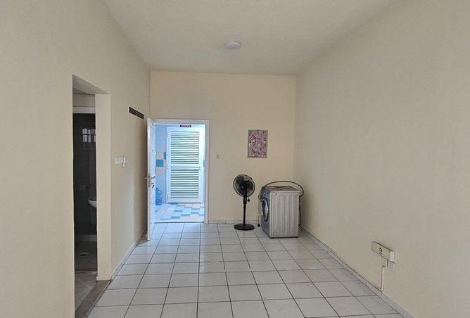 74243411 - Property Image 2