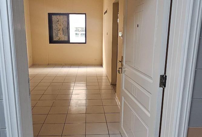 74243411 - Property Main Image