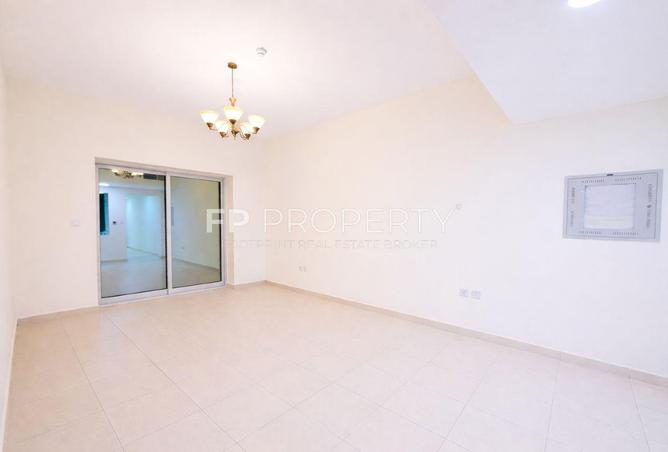 72309692 - Property Image 3