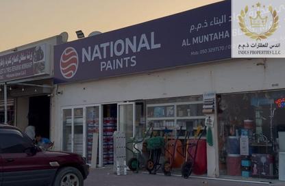 محل - استوديو - 4 حمامات للبيع في المنامة - عجمان