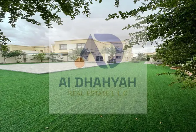 102821042 - Property Image 3