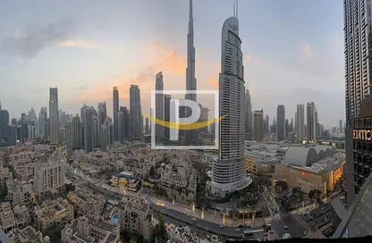 شقة - 2 غرف نوم - 2 حمامات للايجار في برج رويال - وسط مدينة دبي - دبي