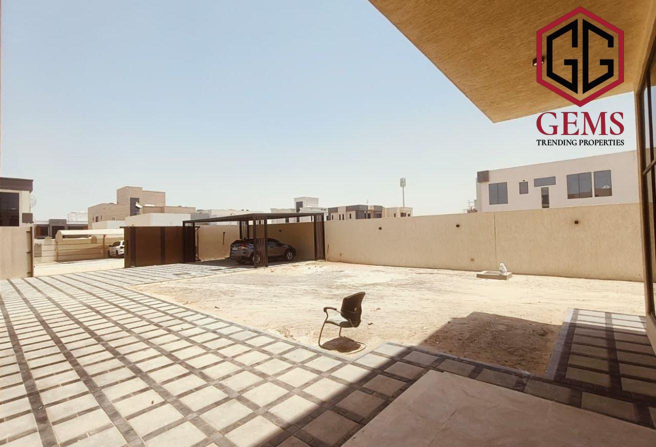 BRAND NEW | SERVANT BLOCK | SPACIOUS | GARDEN photo 5