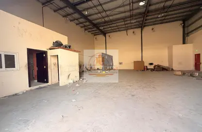 Warehouse - Studio - 1 Bathroom for rent in Al Sajaa Industrial - Al Sajaa - Sharjah