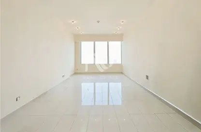 Apartment - 2 Bedrooms - 3 Bathrooms for rent in Nation Towers - Corniche Road - Abu Dhabi
