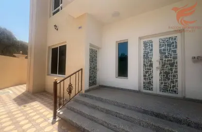 Villa - 4 Bedrooms - 3 Bathrooms for rent in Seih Al Uraibi - Ras Al Khaimah