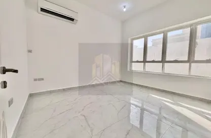 Apartment - Studio - 1 Bathroom for rent in Khalifa City A Villas - Khalifa City A - Khalifa City - Abu Dhabi