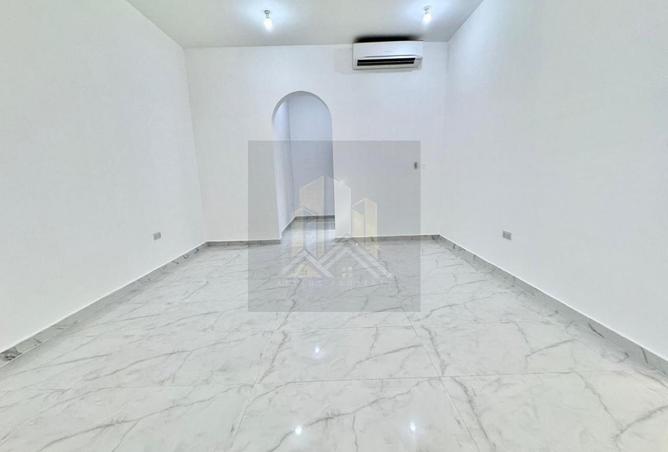 75028204 - Property Image 2