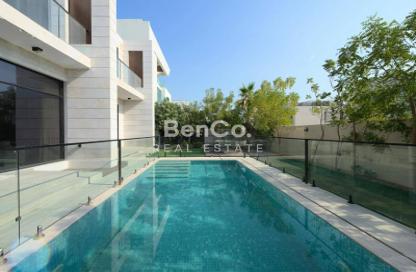 Villa - 6 - 7 for sale in Jumeirah Park - Dubai Villa - 6 - 7 for sale in Jumeirah Park - Dubai