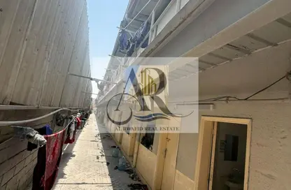 Labor Camp - Studio for rent in Industrial Area 17 - Sharjah Industrial Area - Sharjah