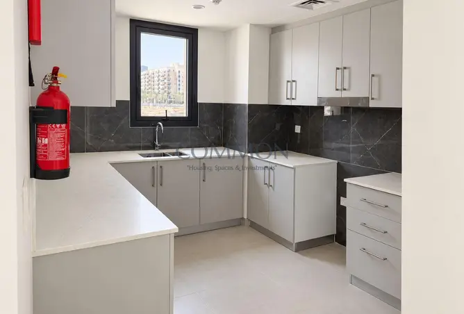 165593405 - Property Image 3