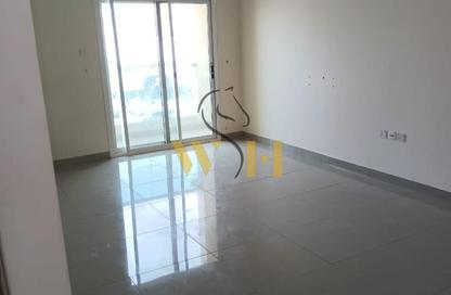 Apartment - 1 Bedroom - 2 Bathrooms for rent in Al Rashidiya Towers - Ajman Downtown - Ajman