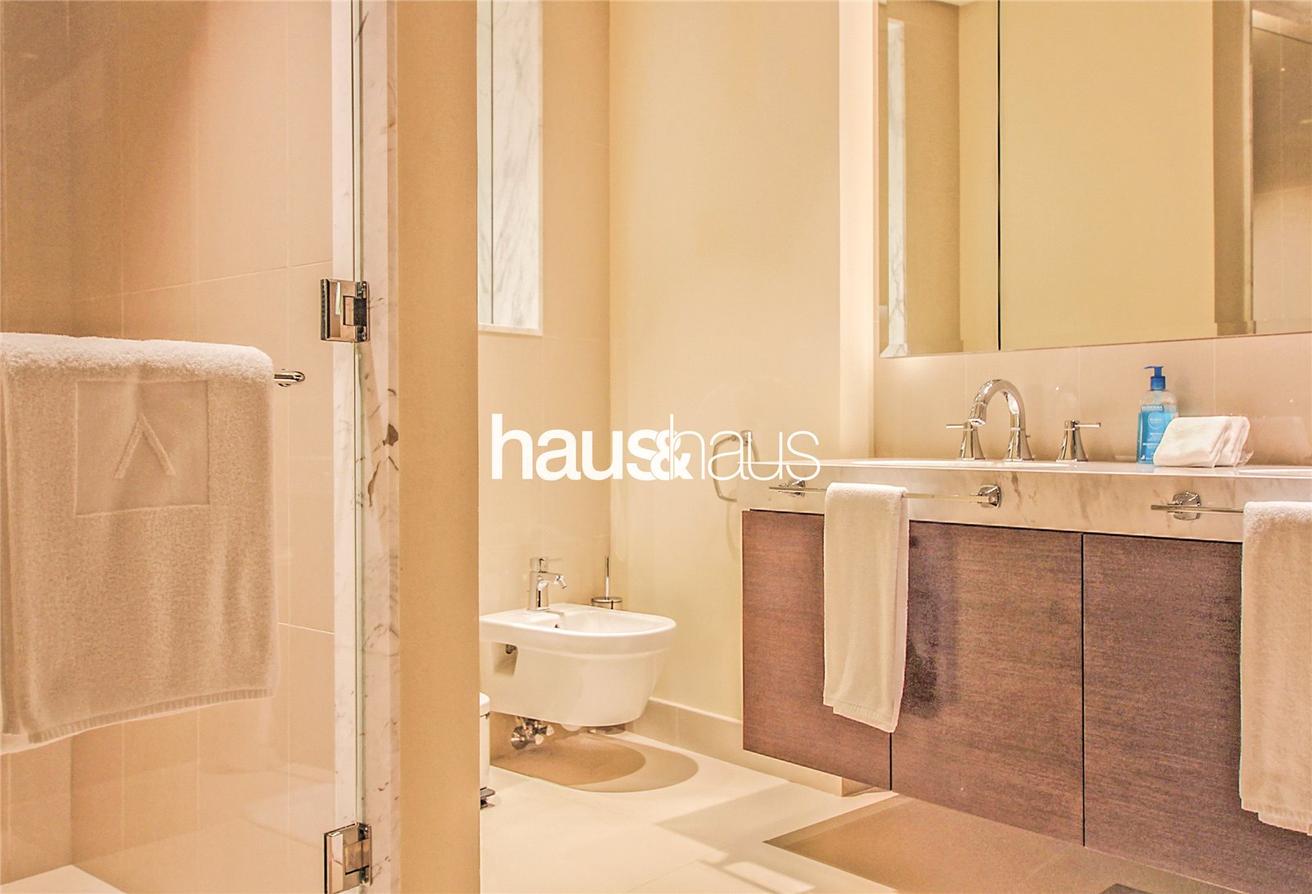 Skyline Elegance | Iconic Living | Serviced Luxury photo 10
