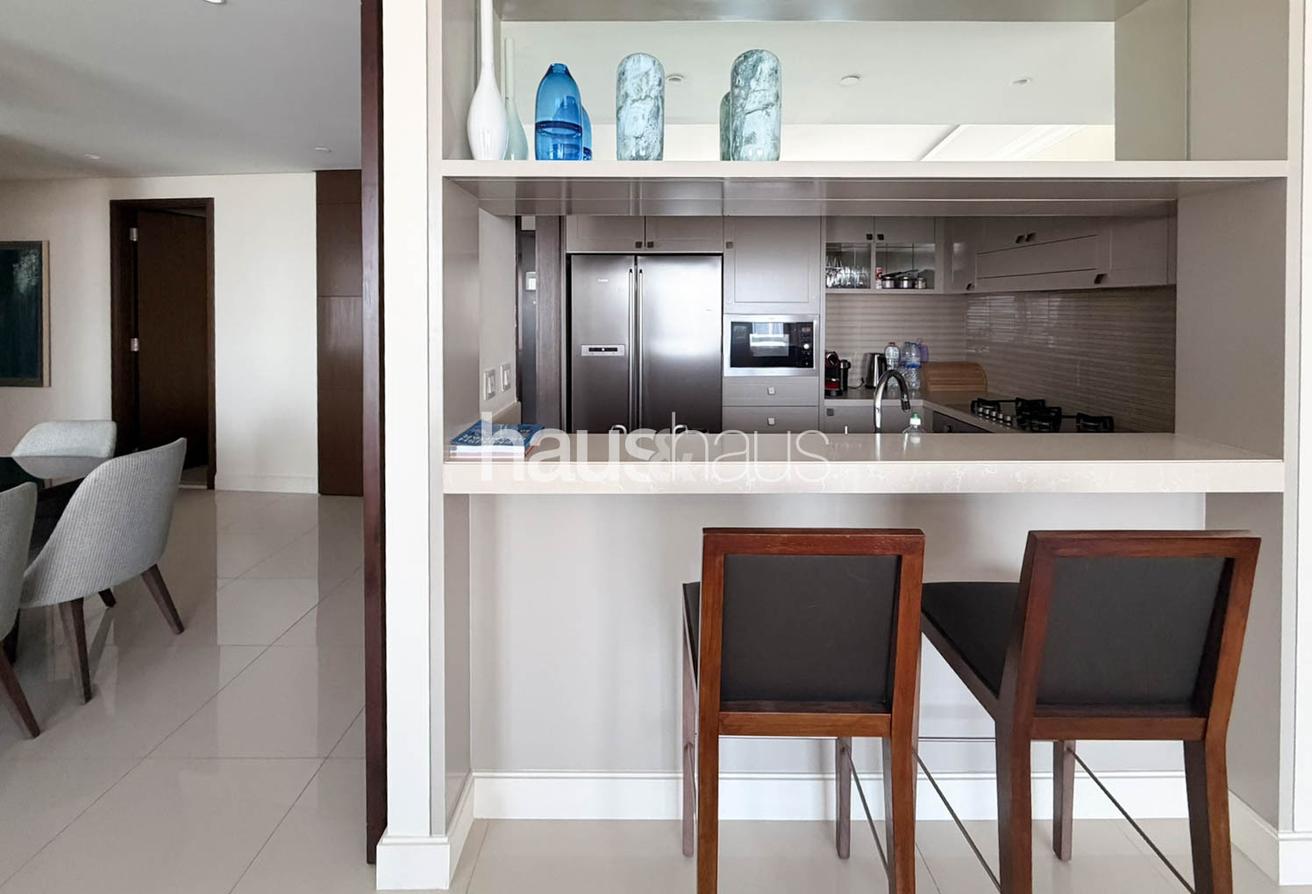 Skyline Elegance | Iconic Living | Serviced Luxury photo 5