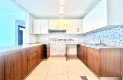 Apartment - 2 Bedrooms - 3 Bathrooms for sale in The Wave - Najmat Abu Dhabi - Al Reem Island - Abu Dhabi