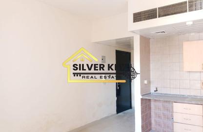 Apartment - Studio - 1 Bathroom for rent in Al Qulaya'ah - Al Sharq - Sharjah