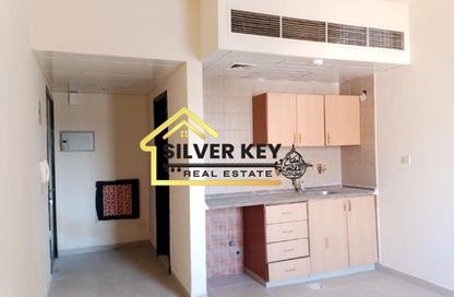 Apartment - Studio - 1 Bathroom for rent in Al Qulaya'ah - Al Sharq - Sharjah