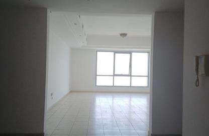 Apartment - 2 Bedrooms - 3 Bathrooms for rent in Al Dana Tower - Al Majaz 3 - Al Majaz - Sharjah