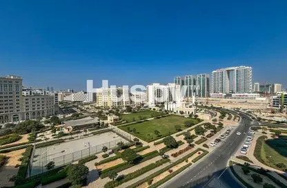 شقة - 2 غرف نوم - 2 حمامات للايجار في اكسفورد جاردنز - ارجان - دبي