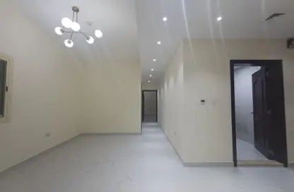 شقة - 2 غرف نوم - 3 حمامات للايجار في الورقاء - دبي