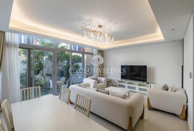 77376600 - Property Main Image