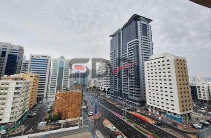 Apartment - 3 Bedrooms - 4 Bathrooms for rent in Al Sawari Tower - Al Khalidiya - Abu Dhabi Apartment - 3 Bedrooms - 4 Bathrooms for rent in Al Sawari Tower - Al Khalidiya - Abu Dhabi