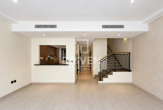 Rent in Portofino: Move In Ready | Vacant | No Agents | Back To Back ...