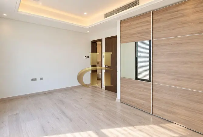 155584930 - Property Image 3