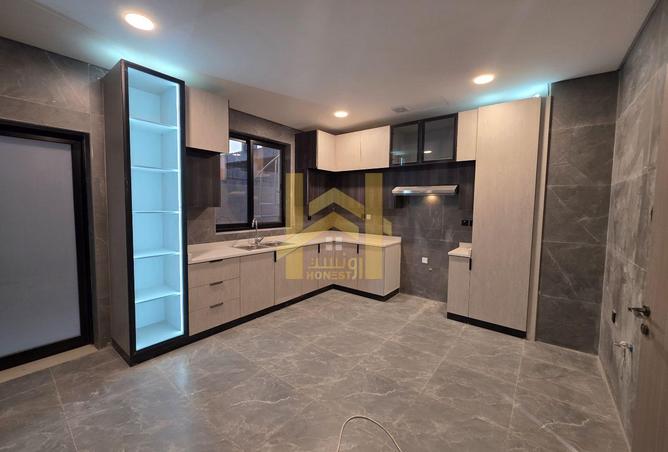 127495963 - Property Image 3